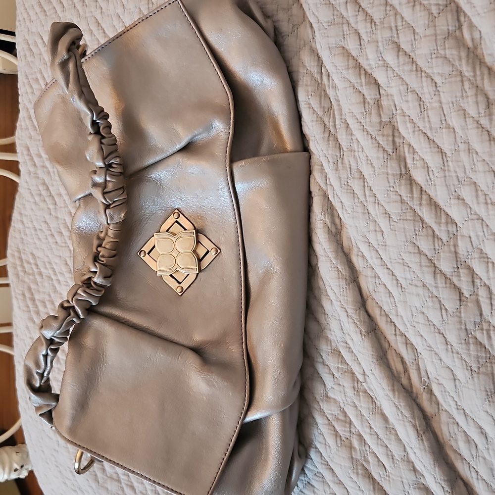 BCBGMAXAZRIA MAX AZRIA SILVER MED SLOUCHY SATCHEL SHOULDERBAG